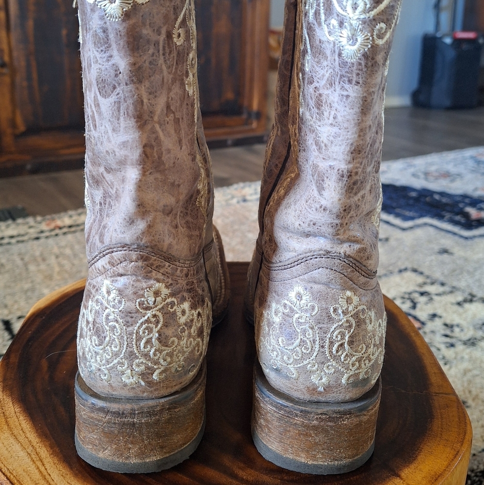 Corral Teens brand boots